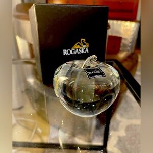 Crystal Apple by Rogaska